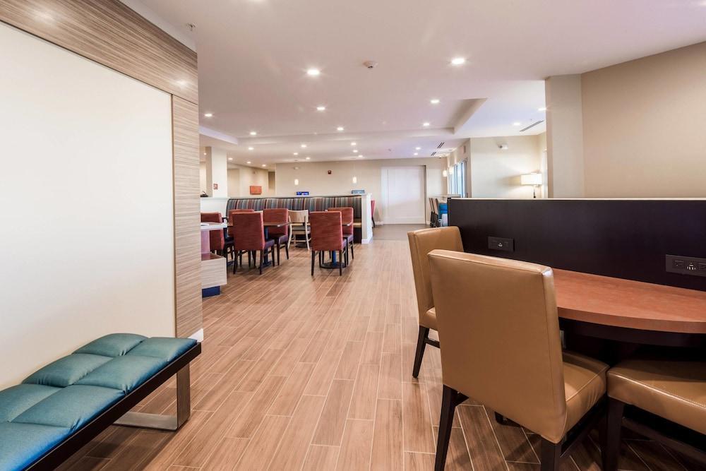 Towneplace Suites By Marriott Cleveland Zewnętrze zdjęcie