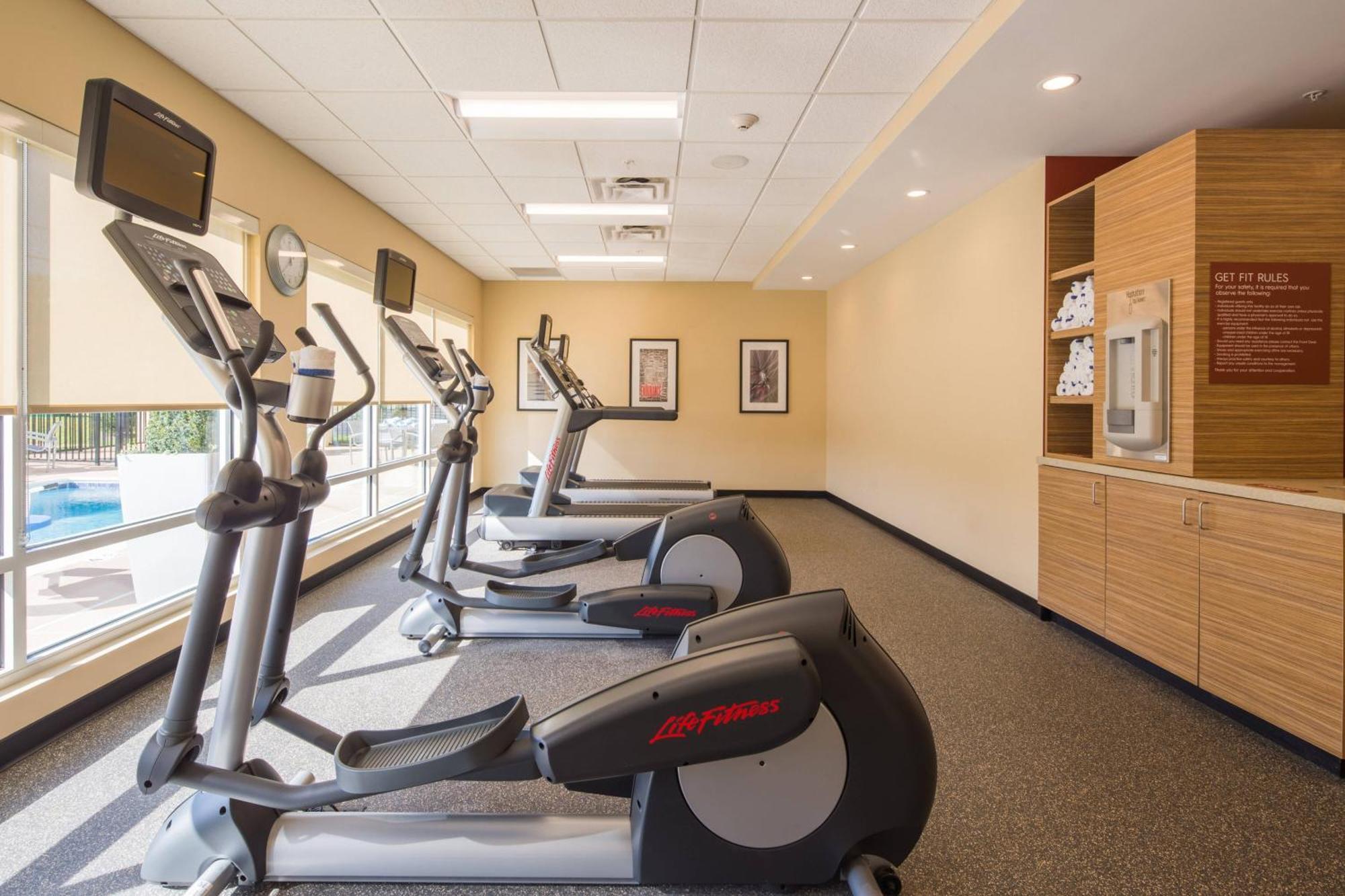 Towneplace Suites By Marriott Cleveland Zewnętrze zdjęcie